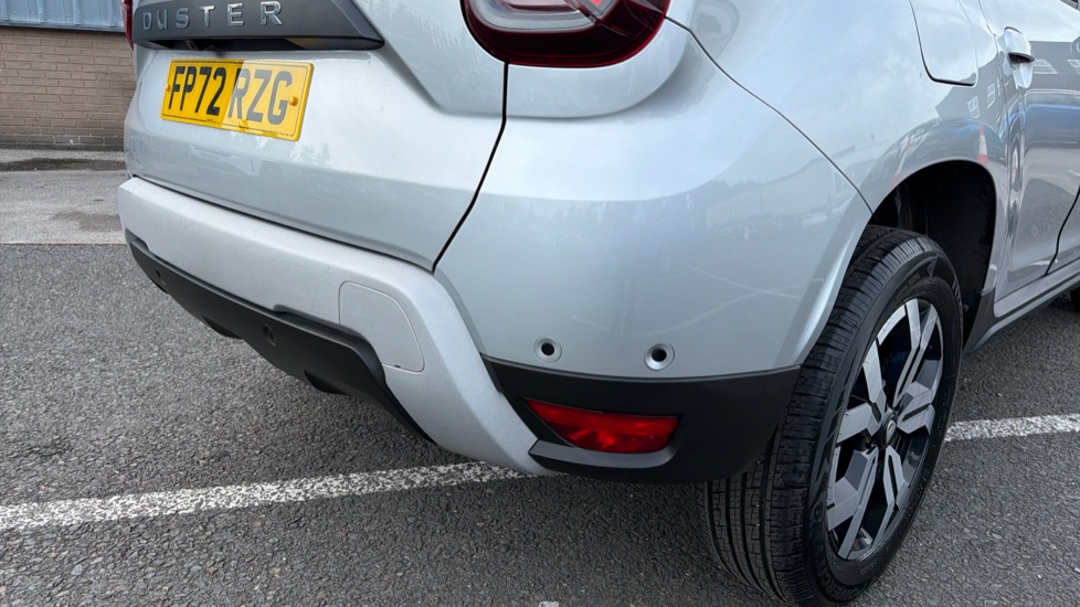 Dacia Duster 1.3 TCe 150 Prestige 5dr EDC Petrol Estate - Image 41