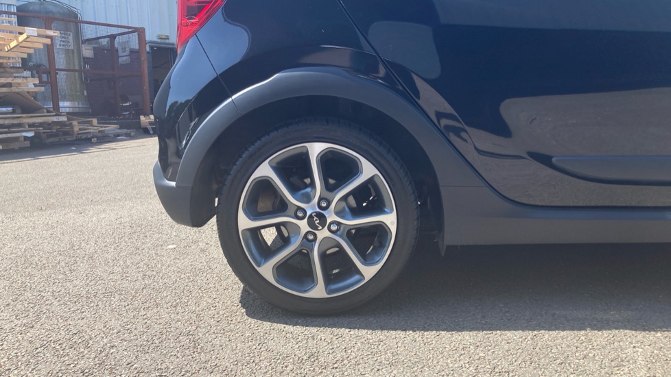 Kia Picanto 1.0 X-Line S 5dr Auto Petrol Hatchback - Image 7