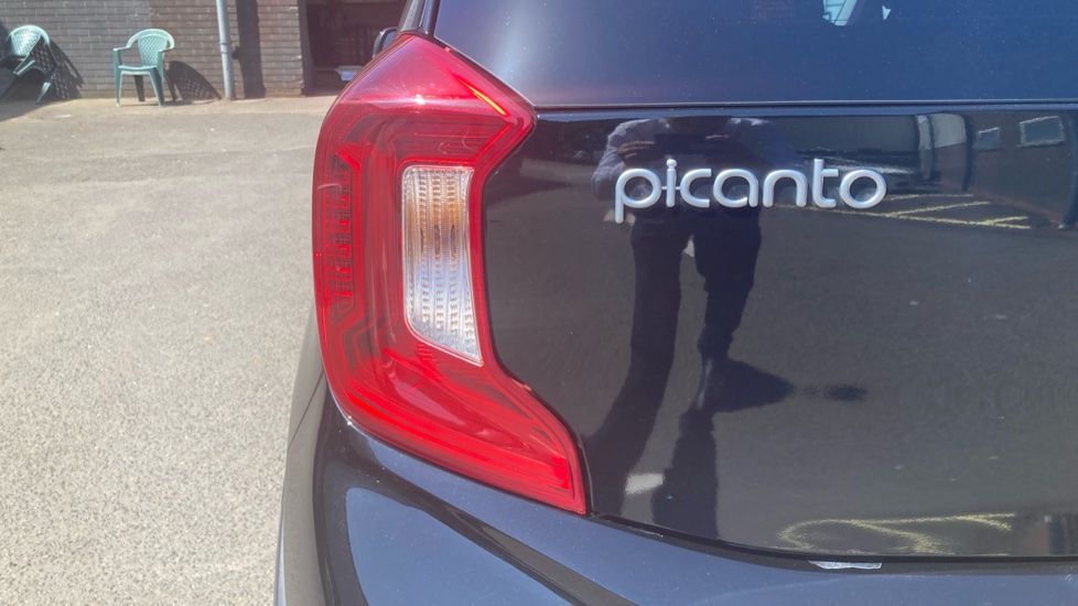 Kia Picanto 1.0 X-Line S 5dr Auto Petrol Hatchback - Image 31