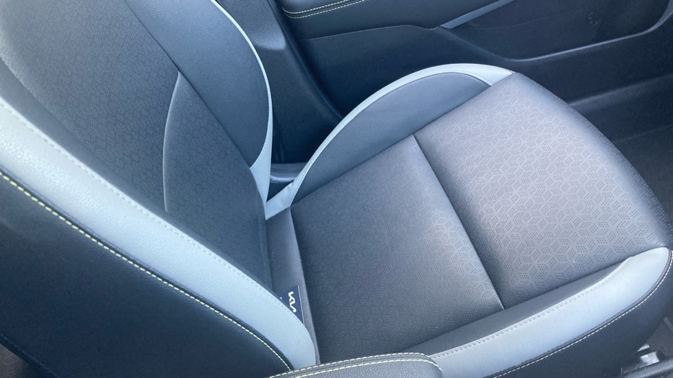 Kia Picanto 1.0 X-Line S 5dr Auto Petrol Hatchback - Image 53