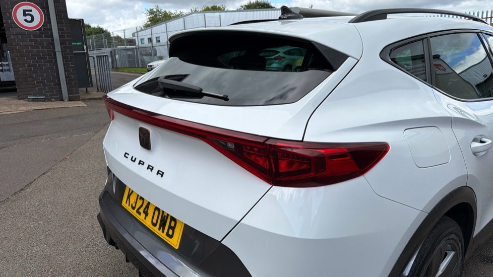 CUPRA Formentor 1.4 eHybrid 204 V1 5dr DSG Estate - Image 44
