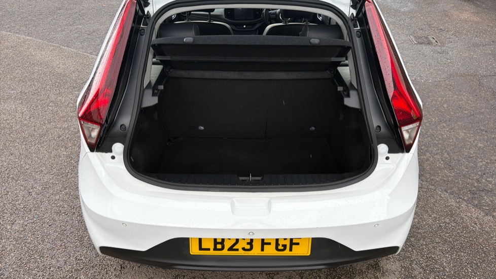 MG MG3 1.5 VTi-TECH Exclusive 5dr [Navigation] Petrol Hatchback - Image 4