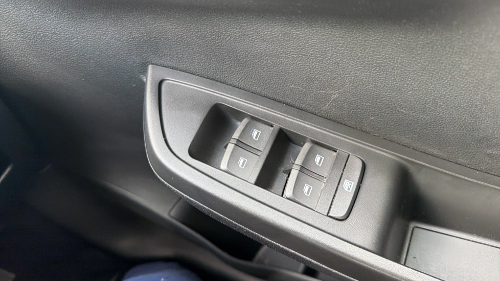 MG MG3 1.5 VTi-TECH Exclusive 5dr [Navigation] Petrol Hatchback - Image 21
