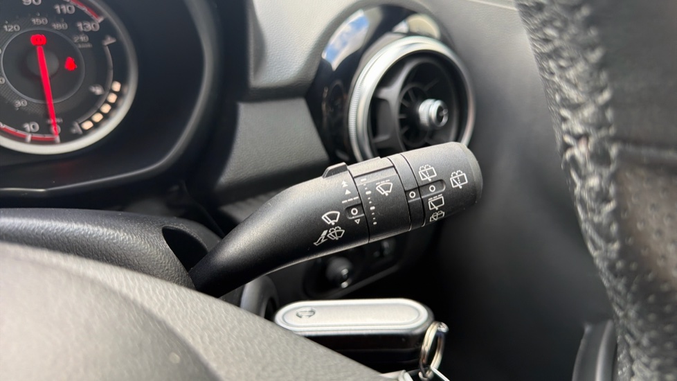 MG MG3 1.5 VTi-TECH Exclusive 5dr [Navigation] Petrol Hatchback - Image 22