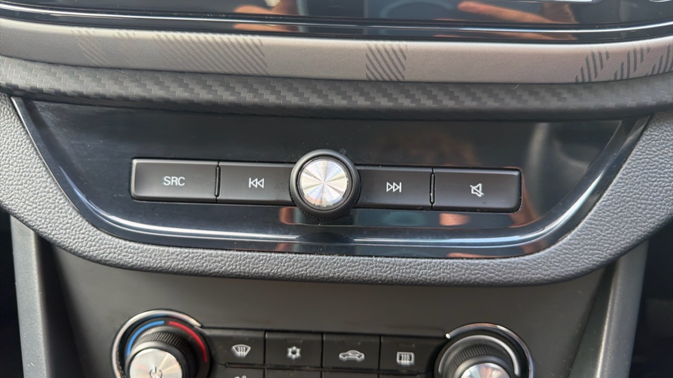 MG MG3 1.5 VTi-TECH Exclusive 5dr [Navigation] Petrol Hatchback - Image 31
