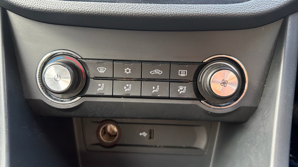 MG MG3 1.5 VTi-TECH Exclusive 5dr [Navigation] Petrol Hatchback - Image 33