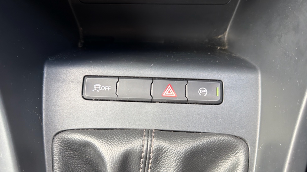 MG MG3 1.5 VTi-TECH Exclusive 5dr [Navigation] Petrol Hatchback - Image 36