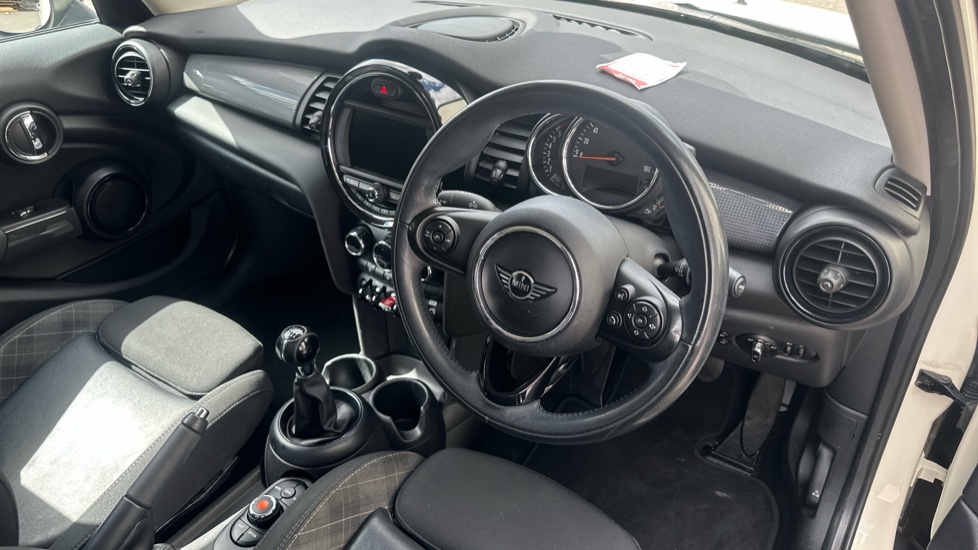 MINI Hatchback 1.5 Cooper II 5dr Petrol Hatchback - Image 11