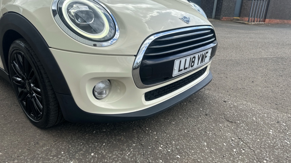 MINI Hatchback 1.5 Cooper II 5dr Petrol Hatchback - Image 47