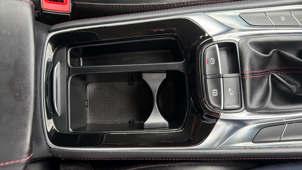 MG HS 1.5 T-GDI Trophy 5dr Petrol Hatchback - Image 36