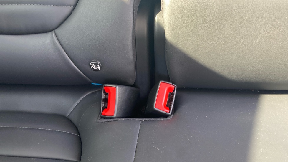 MG HS 1.5 T-GDI Trophy 5dr DCT Petrol Hatchback - Image 17