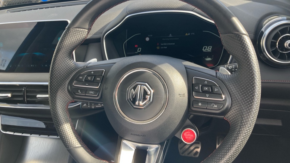 MG HS 1.5 T-GDI Trophy 5dr DCT Petrol Hatchback - Image 43