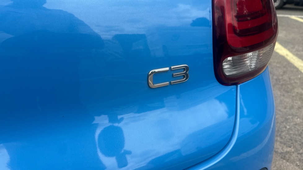 Citroen C3 1.2 PureTech 82 Flair 5dr Petrol Hatchback - Image 27