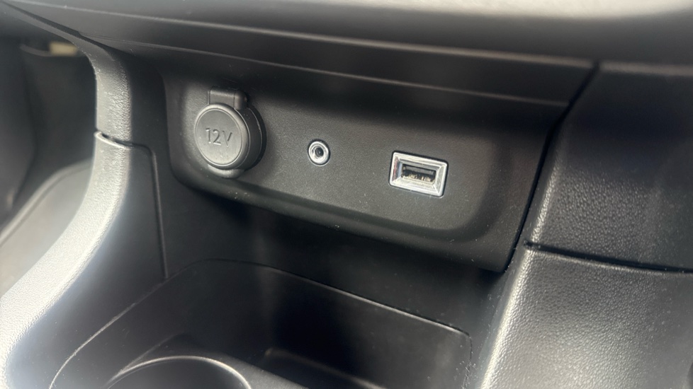 Citroen C3 1.2 PureTech 82 Flair 5dr Petrol Hatchback - Image 39