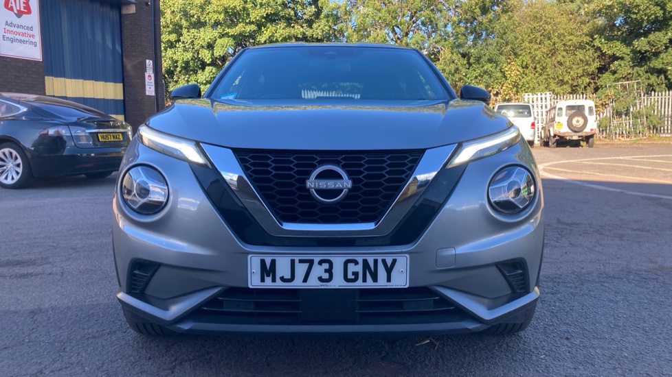 Nissan Juke 1.0 DiG-T 114 N-Connecta 5dr DCT Petrol Hatchback - Image 27