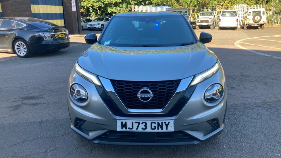 Nissan Juke 1.0 DiG-T 114 N-Connecta 5dr DCT Petrol Hatchback - Image 28