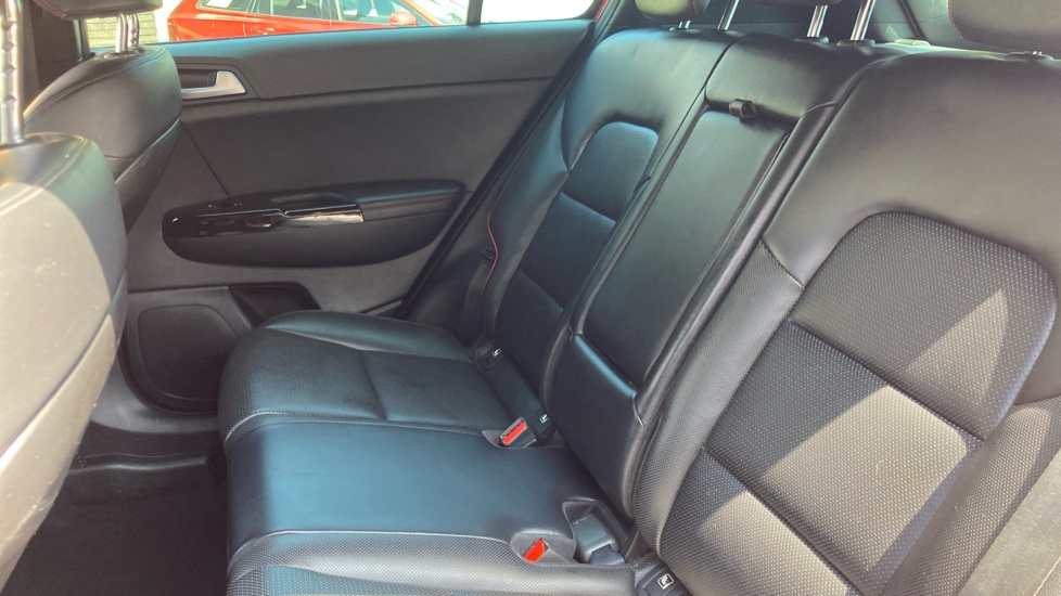 Kia Sportage 1.6 CRDi 48V ISG GT-Line 5dr DCT Auto Diesel Estate - Image 16