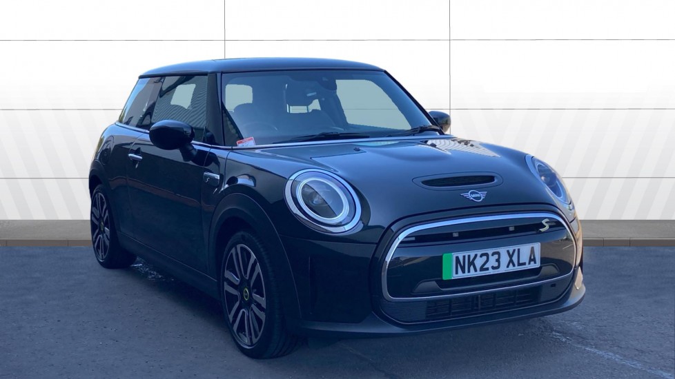 MINI Hatchback 135kW Cooper S Level 2 33kWh 3dr Auto Electric Hatchback - Image 1