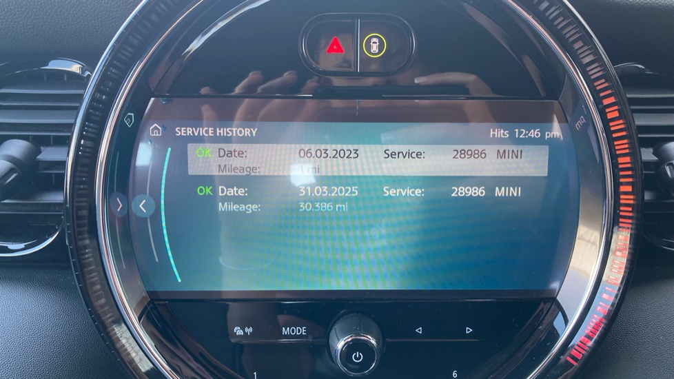 MINI Hatchback 135kW Cooper S Level 2 33kWh 3dr Auto Electric Hatchback - Image 19