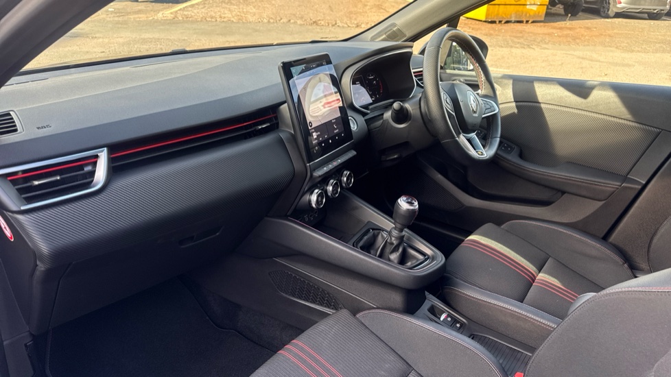 Renault Clio 1.0 TCe 90 RS Line 5dr Petrol Hatchback - Image 9