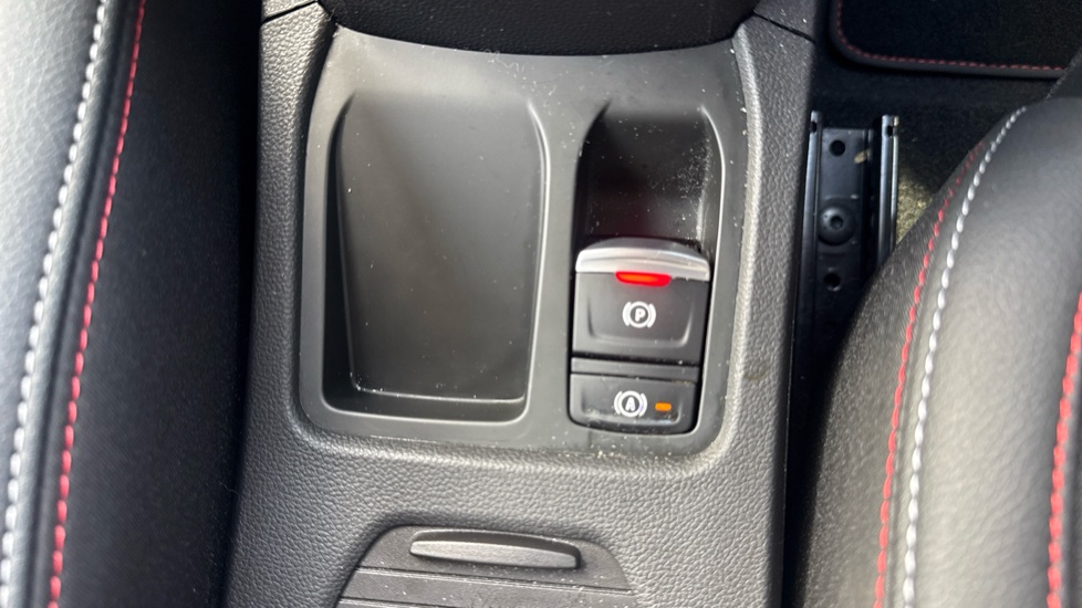 Renault Clio 1.0 TCe 90 RS Line 5dr Petrol Hatchback - Image 42