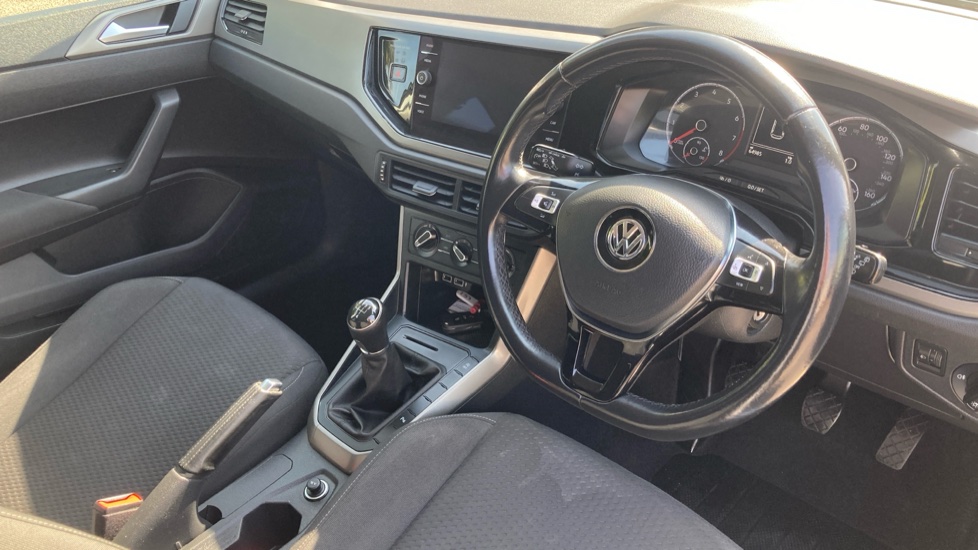 Volkswagen Polo 1.0 TSI 95 SE 5dr Petrol Hatchback - Image 11