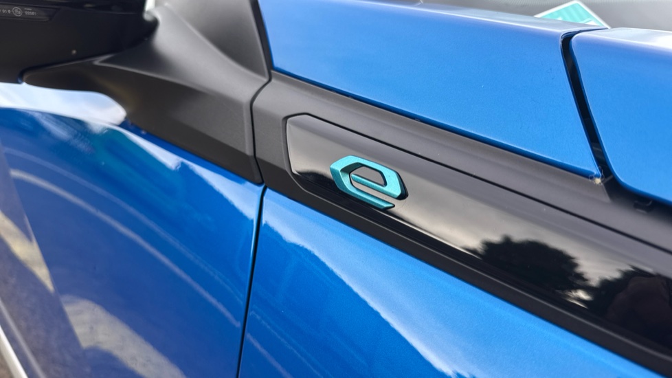 Peugeot 2008 100kW GT 50kWh 5dr Auto Electric Estate - Image 25