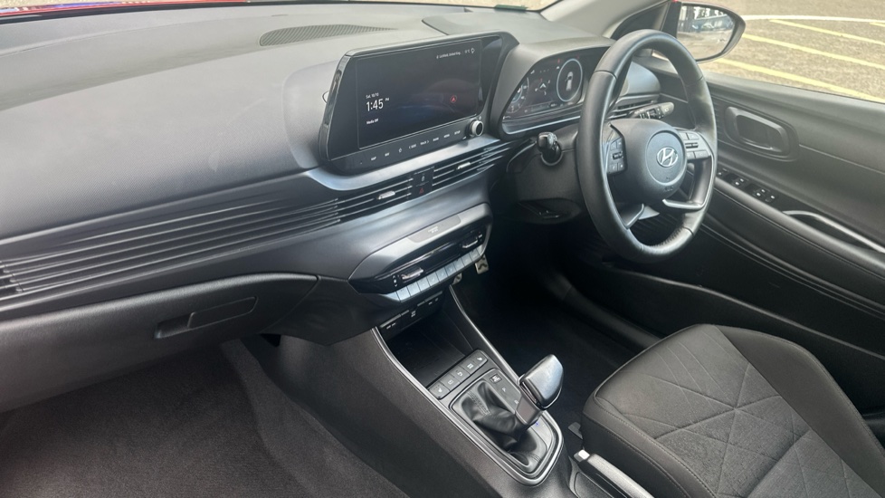 Hyundai BAYON 1.0 TGDi [120] 48V MHEV Premium 5dr DCT Petrol Hatchback - Image 9