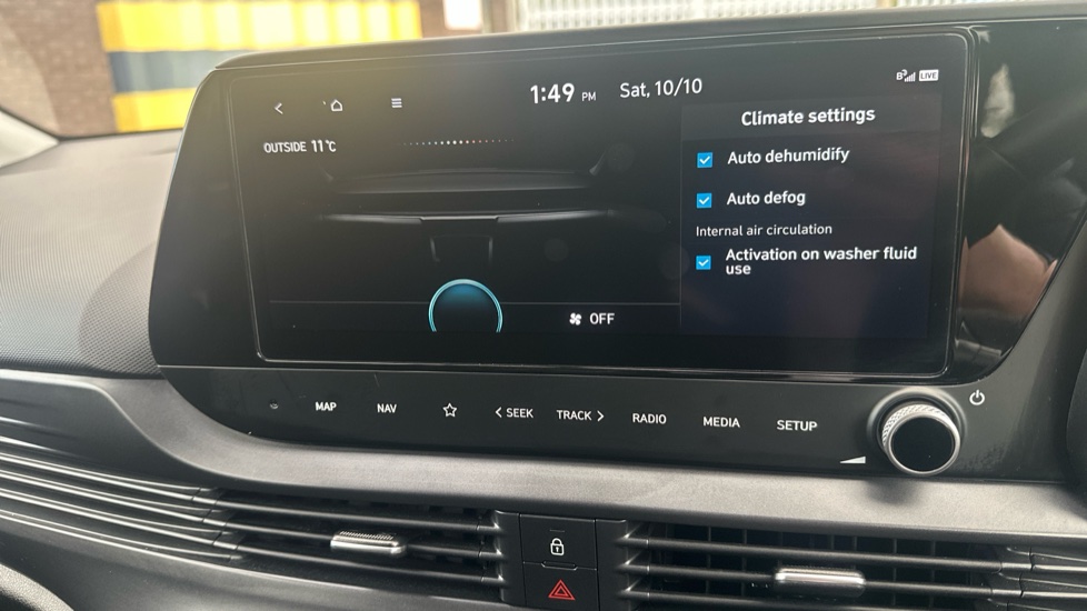 Hyundai BAYON 1.0 TGDi [120] 48V MHEV Premium 5dr DCT Petrol Hatchback - Image 34