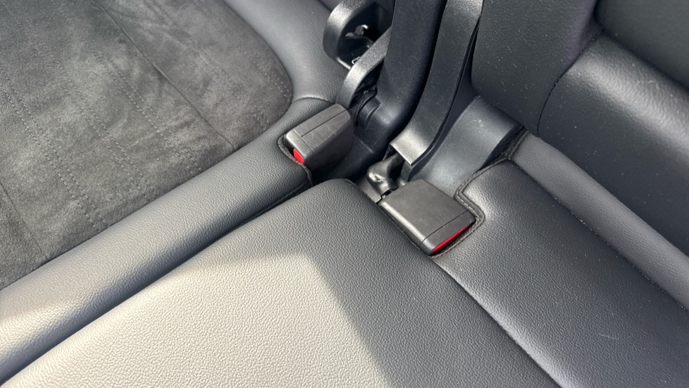 Ford Kuga 2.5 PHEV ST-Line X Edition 5dr CVT Estate - Image 17