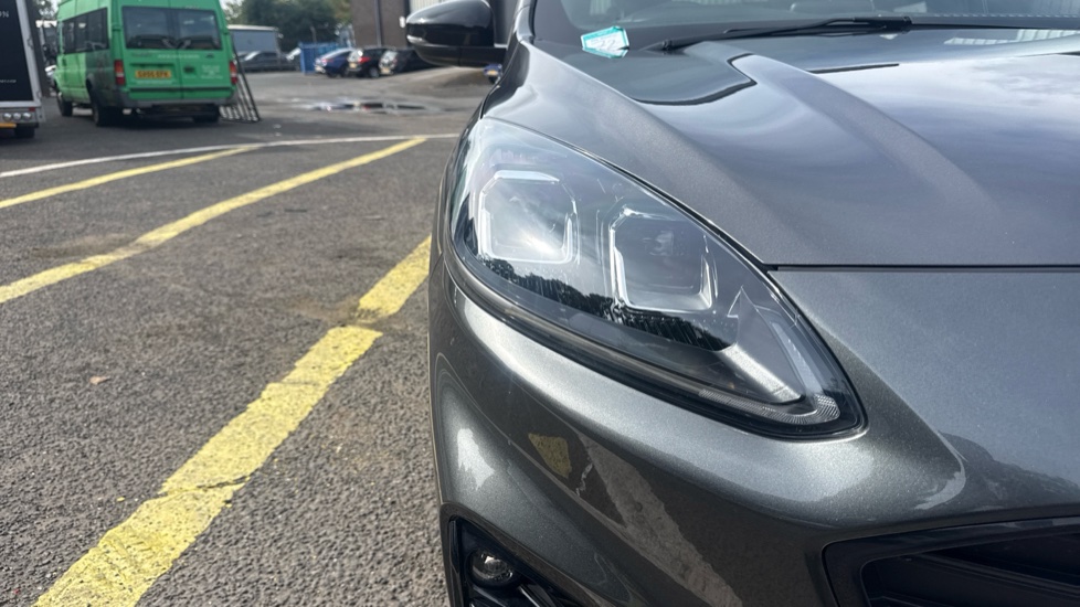 Ford Kuga 2.5 PHEV ST-Line X Edition 5dr CVT Estate - Image 21