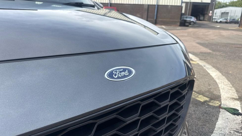 Ford Kuga 2.5 PHEV ST-Line X Edition 5dr CVT Estate - Image 23