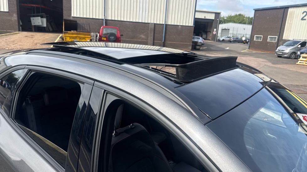 Ford Kuga 2.5 PHEV ST-Line X Edition 5dr CVT Estate - Image 33