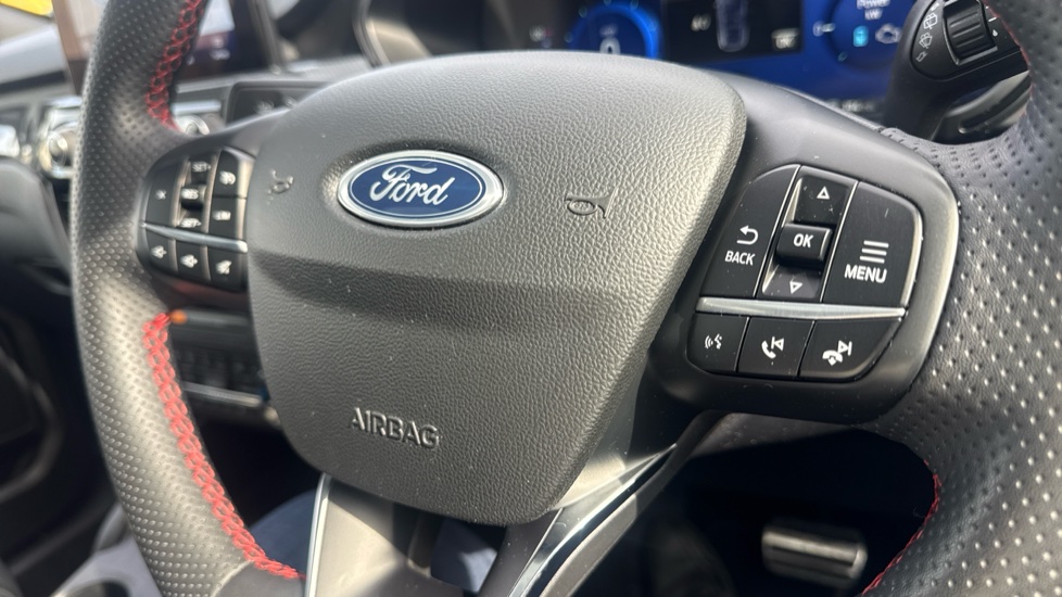 Ford Kuga 2.5 PHEV ST-Line X Edition 5dr CVT Estate - Image 36