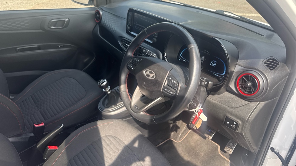 Hyundai i10 1.0 T-GDi N Line 5dr Petrol Hatchback - Image 11