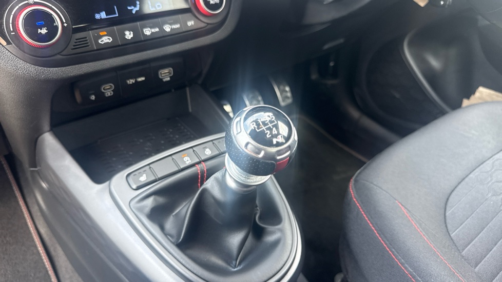 Hyundai i10 1.0 T-GDi N Line 5dr Petrol Hatchback - Image 13