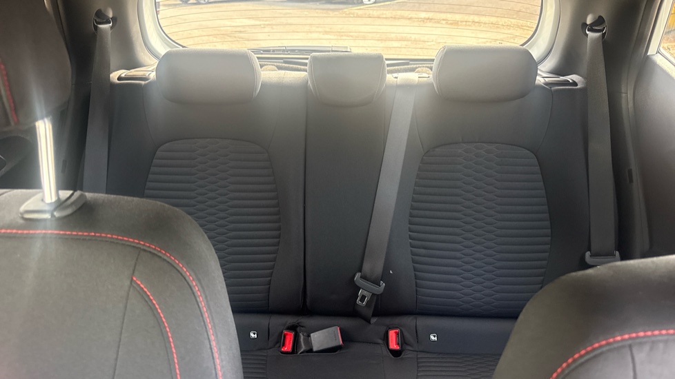 Hyundai i10 1.0 T-GDi N Line 5dr Petrol Hatchback - Image 15