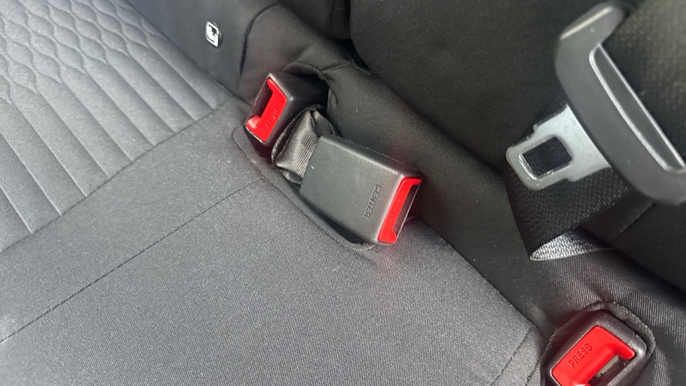 Hyundai i10 1.0 T-GDi N Line 5dr Petrol Hatchback - Image 17