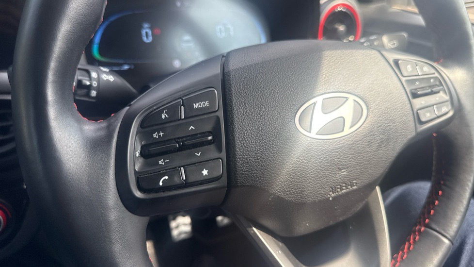 Hyundai i10 1.0 T-GDi N Line 5dr Petrol Hatchback - Image 34
