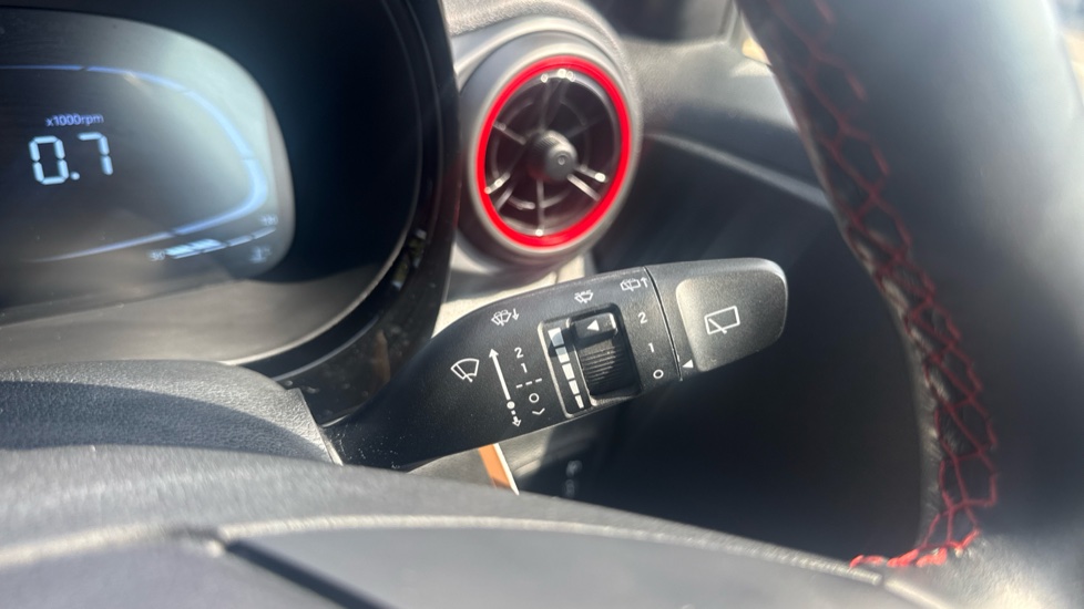 Hyundai i10 1.0 T-GDi N Line 5dr Petrol Hatchback - Image 36