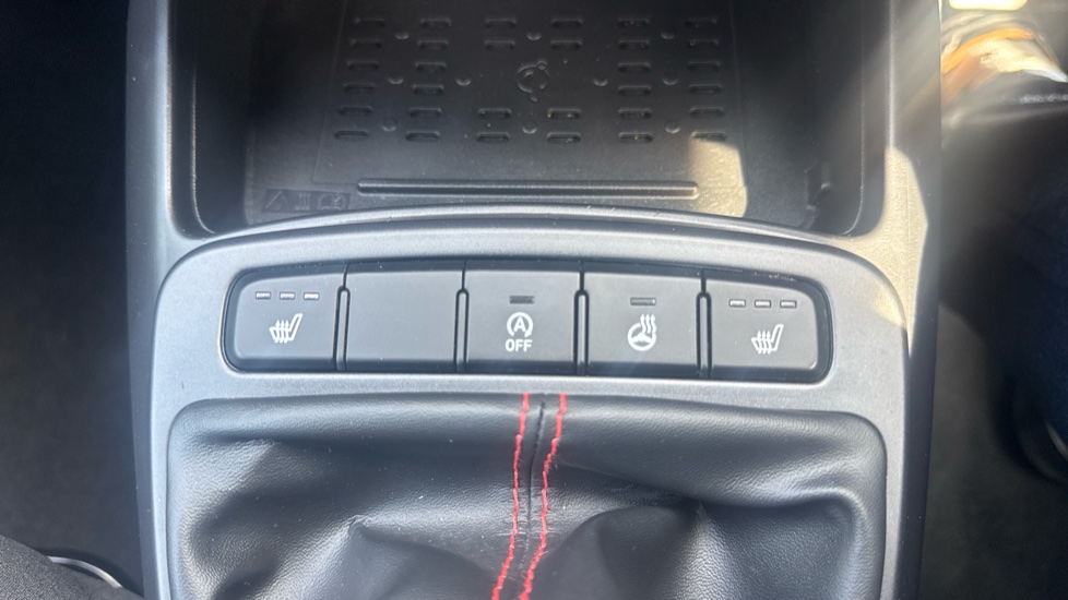 Hyundai i10 1.0 T-GDi N Line 5dr Petrol Hatchback - Image 42