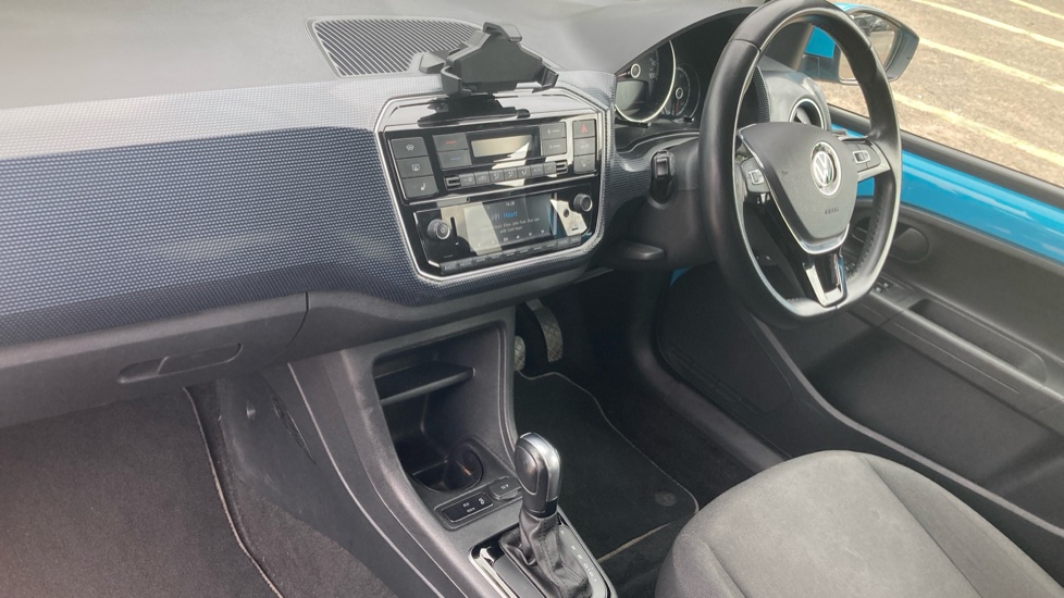 Volkswagen Up 60kW E-Up 32kWh 5dr Auto Electric Hatchback - Image 9