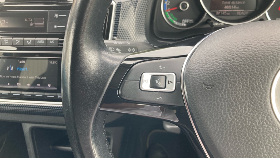 Volkswagen Up 60kW E-Up 32kWh 5dr Auto Electric Hatchback - Image 29
