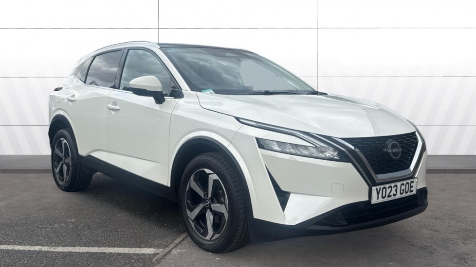 Nissan Qashqai 1.3 DiG-T MH N-Connecta 5dr Petrol Hatchback - Image 1
