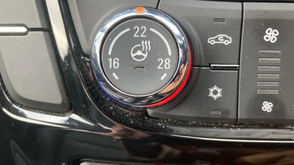 Vauxhall Mokka X 1.4T ecoTEC Elite 5dr Petrol Hatchback - Image 27