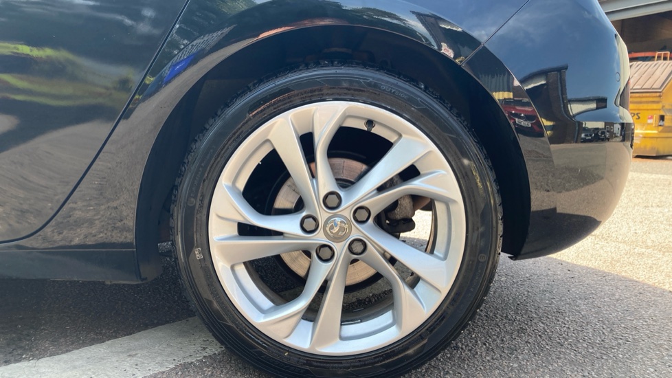 Vauxhall Astra 1.0T ecoTEC SRi 5dr Petrol Hatchback - Image 7