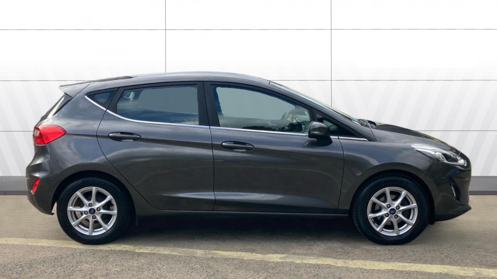 Ford Fiesta 1.0 EcoBoost Zetec 5dr Petrol Hatchback - Image 5