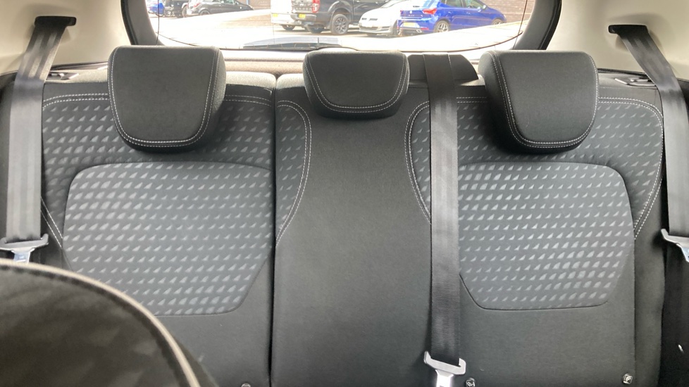 Ford Fiesta 1.0 EcoBoost Zetec 5dr Petrol Hatchback - Image 15