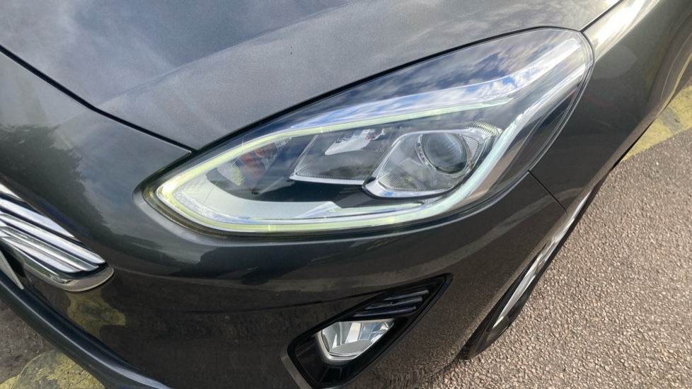 Ford Fiesta 1.0 EcoBoost Zetec 5dr Petrol Hatchback - Image 33