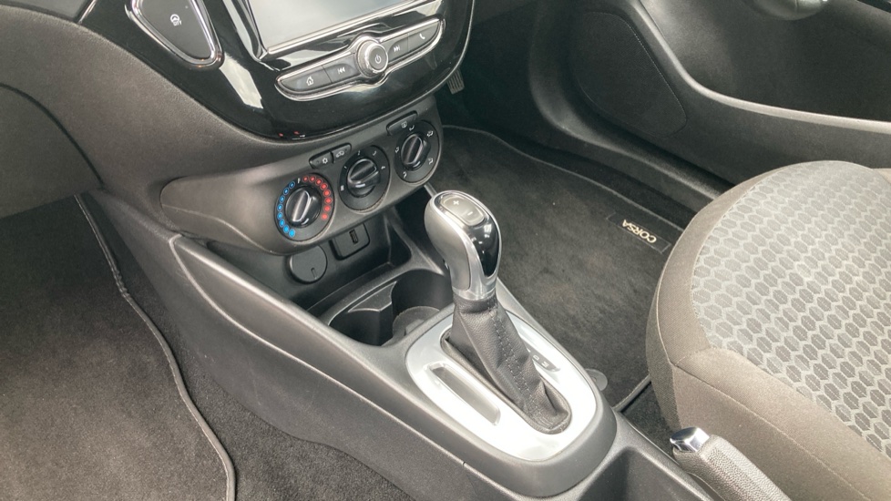 Vauxhall Corsa 1.4 Design 5dr Auto Petrol Hatchback - Image 13